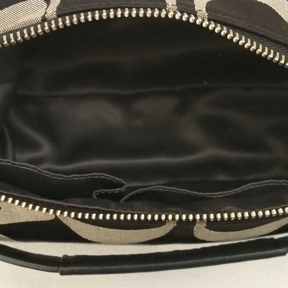 Coach Handle and Crossbody Bag - Picture 6 of 16